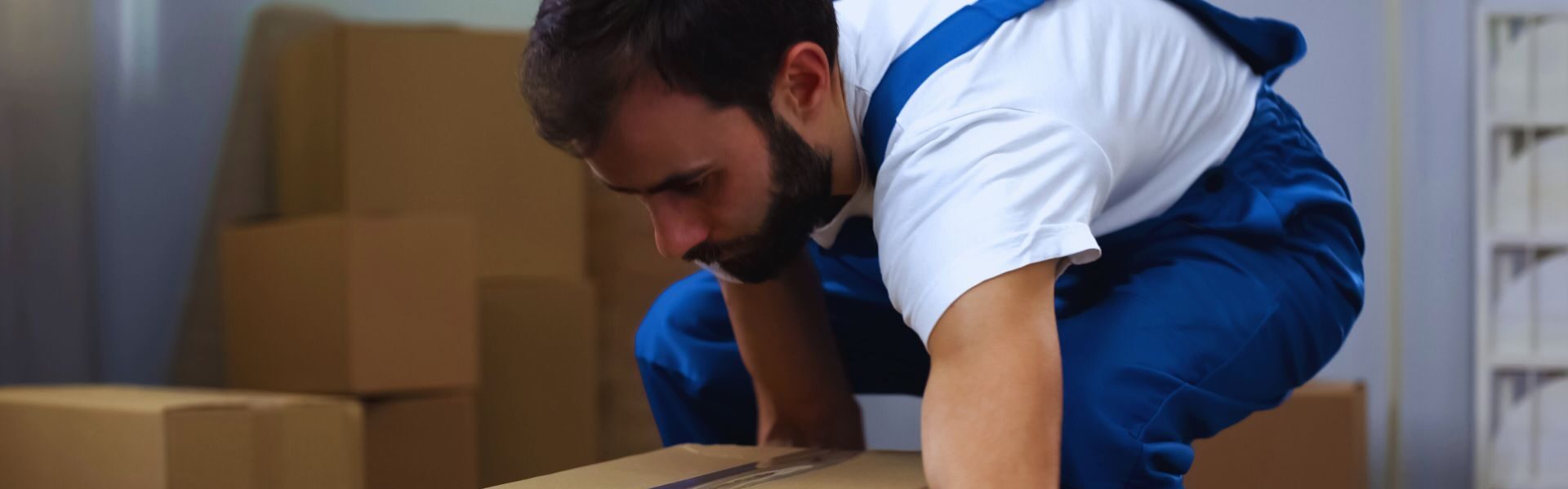 Mudamos sua vida com segurança e agilidade. Peça seu orçamento agora!
